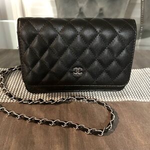 Brand new medium size bag black colour, very good quality